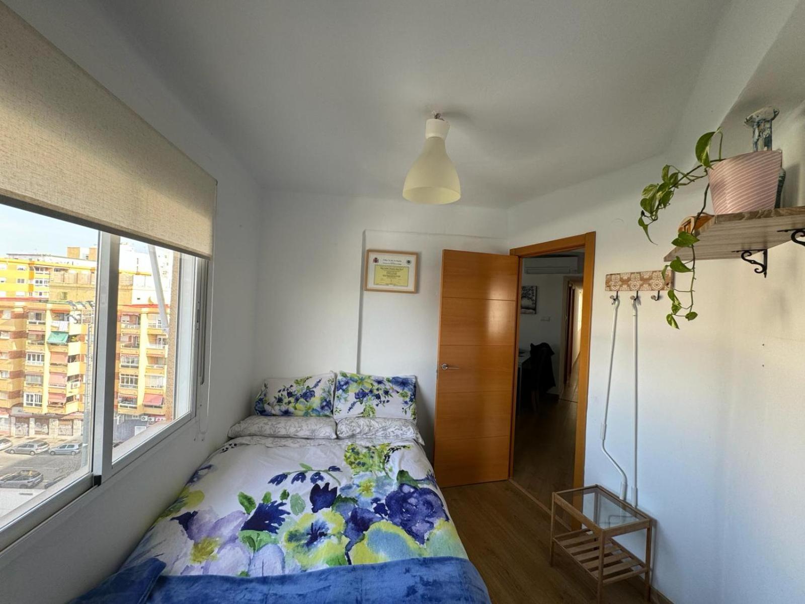 Acogedor Apartamento En Malaga Bagian luar foto
